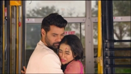 Pyaar Ka Pehla Naam Radha Mohan - 12th November 2022